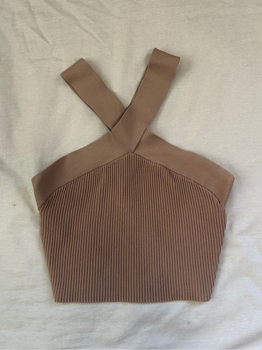 Babaton Ribbed Cross-Back Crop Tank Top